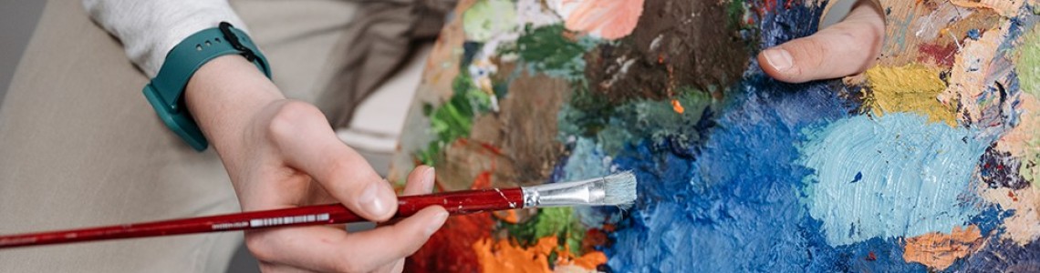 Ressam Nedir? Sanatı Renklendiren Usta Eller